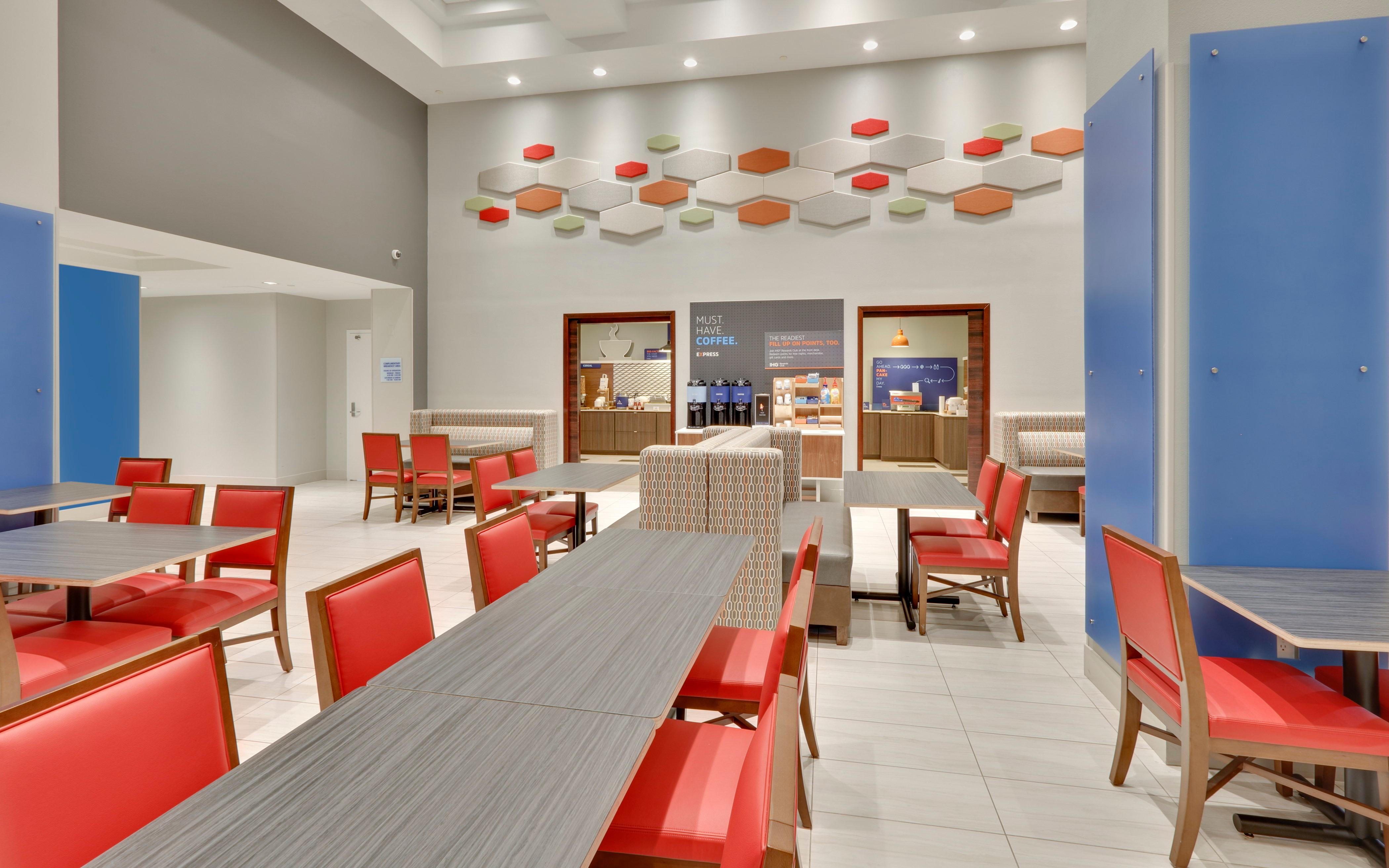 Holiday Inn Express & Suites Irving Conv Ctr - Las Colinas By Ihg Exterior photo